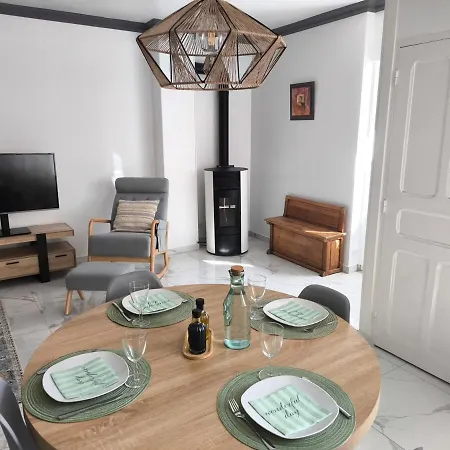 Maison Au Coeur De * Banon